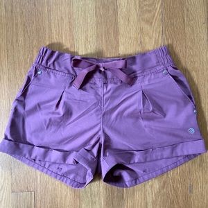 unworn mpg athletic shorts